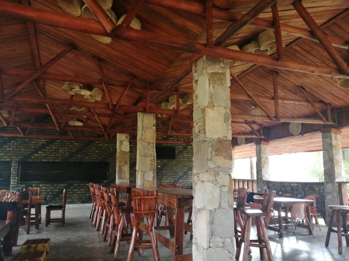 Murchison Backpackers Masindi Exterior photo